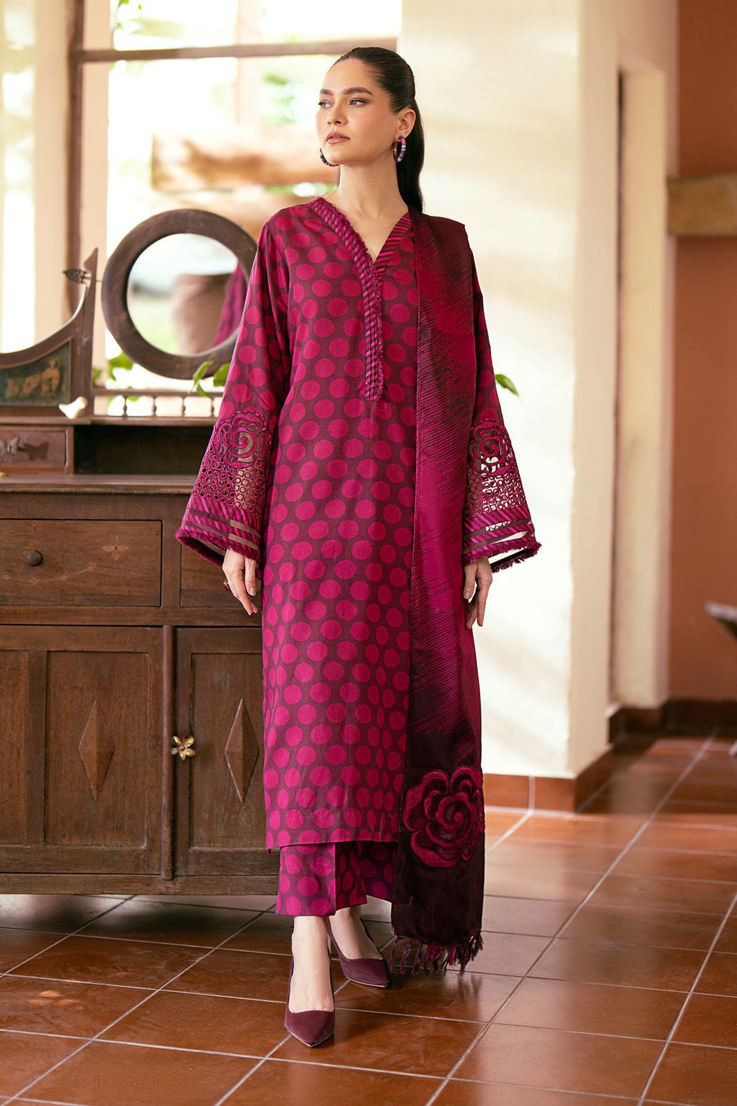 Baroque Lawn 3Pc Suit – Digital Printed with Chiffon Dupatta