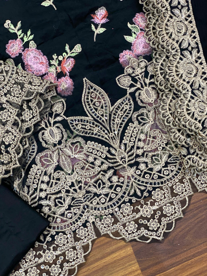 Zainab Chotani Lawn Cotton 3-Piece Suit with Chiffon Dupatta